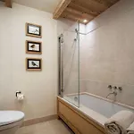 Chalet De Luxe Avec Piscine Privee Et Espace Bien-etre A 1850 - Fr-1-564-141 *