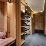 De Luxe Avec Piscine Privee Et Espace Bien-etre A 1850 - Fr-1-564-141 Chalet Courchevel