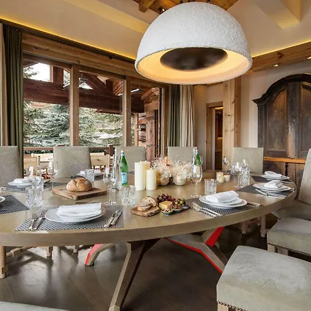 De Luxe Avec Piscine Privee Et Espace Bien-etre A 1850 - Fr-1-564-141 * Courchevel