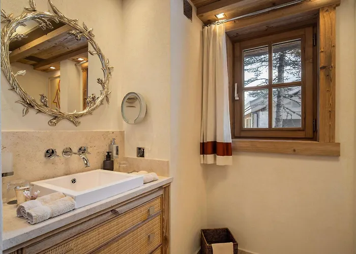 De Luxe Avec Piscine Privee Et Espace Bien-etre A 1850 - Fr-1-564-141